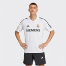 Camisola Retrô Real Madrid 2005/06 I